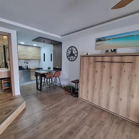 Daire Estudio Centro Down Town Torremolinos