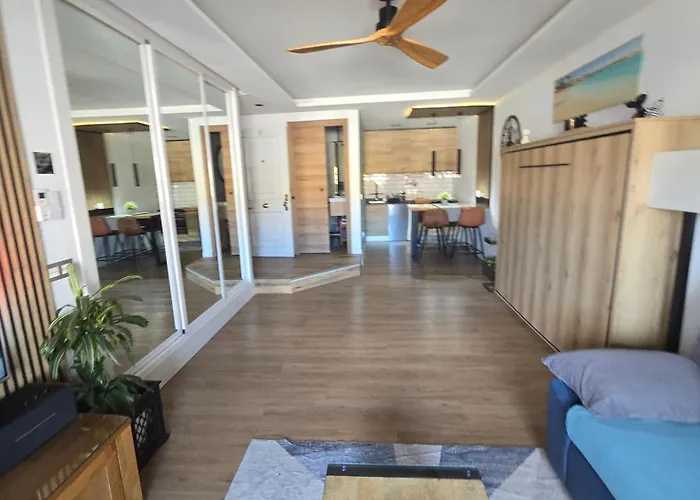 Estudio Centro Down Town Daire *