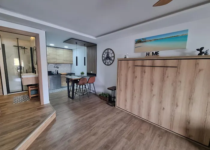 Daire Estudio Centro Down Town Torremolinos